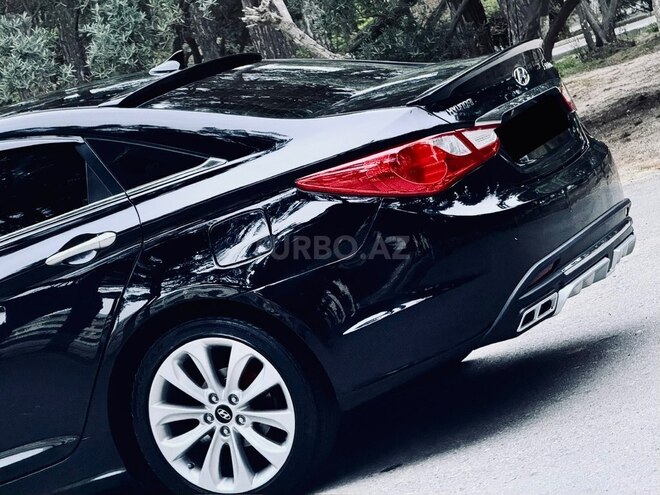 Hyundai Sonata-11