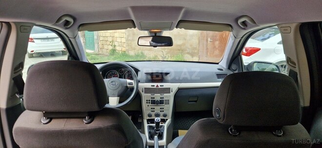 Opel Astra-12