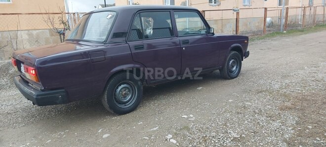 LADA (VAZ) 2107-4