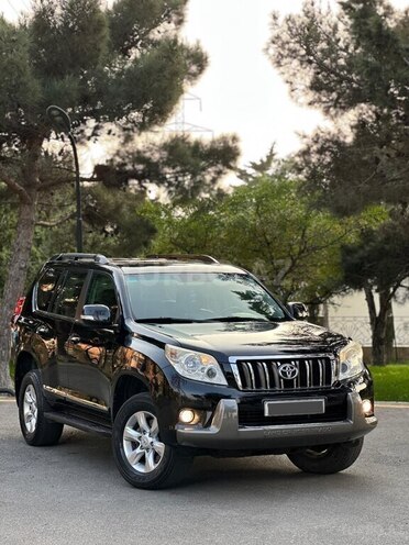 Toyota Land Cruiser Prado-3