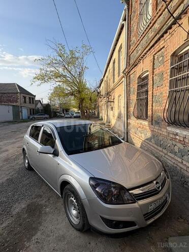 Opel Astra-1