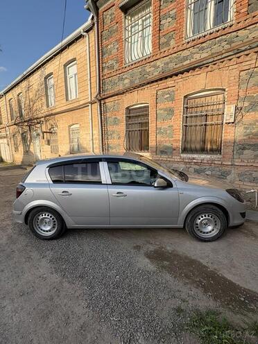 Opel Astra-12