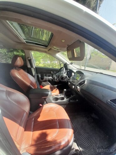 Hyundai ix35-5