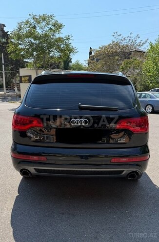 Audi Q7-2