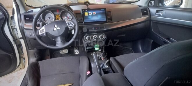 Mitsubishi Lancer-4