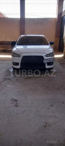 Mitsubishi Lancer-8