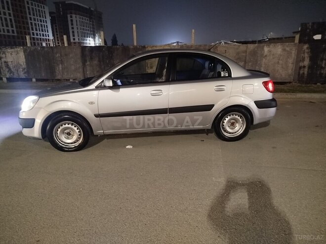 Kia Rio-6