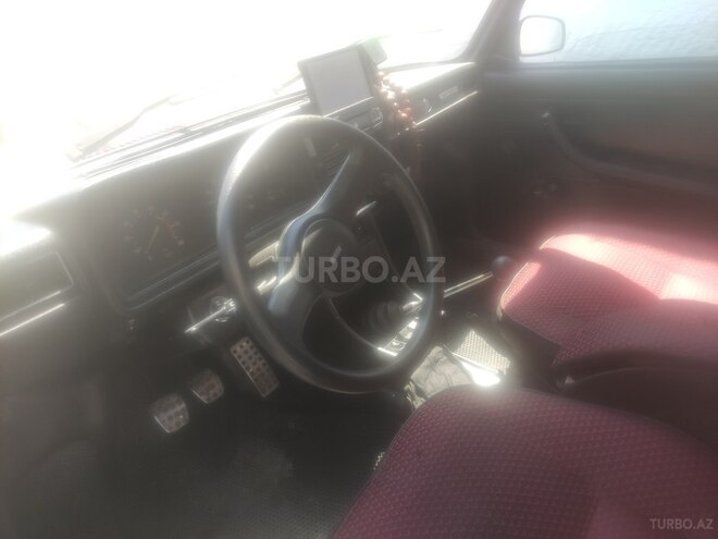 LADA (VAZ) 2107-8