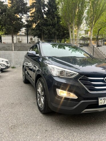 Hyundai Santa Fe-5