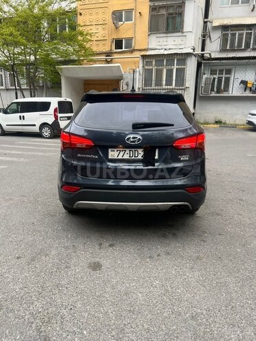 Hyundai Santa Fe-4