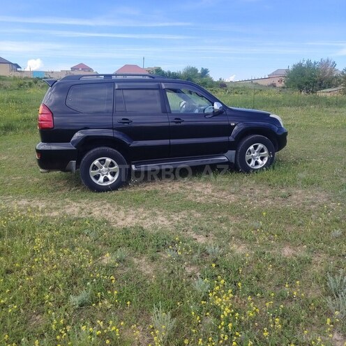 Toyota Land Cruiser Prado-3