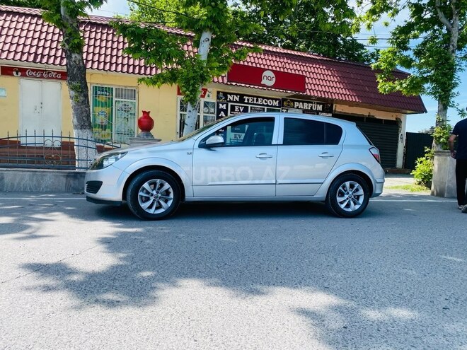 Opel Astra-2