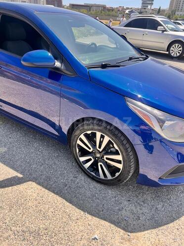 Hyundai Accent-5