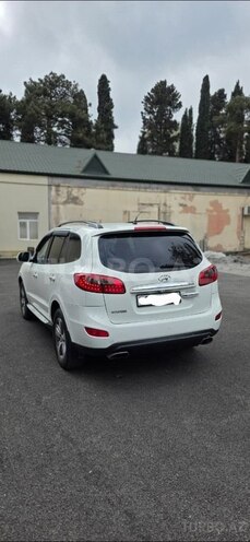 Hyundai Santa Fe-4