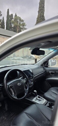 Hyundai Santa Fe-11