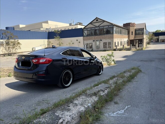 Chevrolet Cruze-10