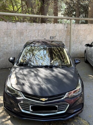 Chevrolet Cruze-9