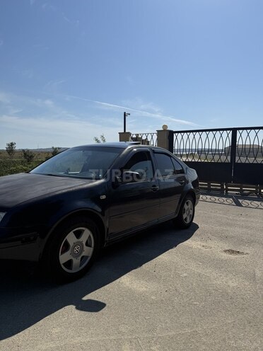 Volkswagen Jetta-4