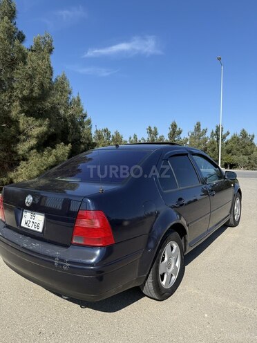 Volkswagen Jetta-2