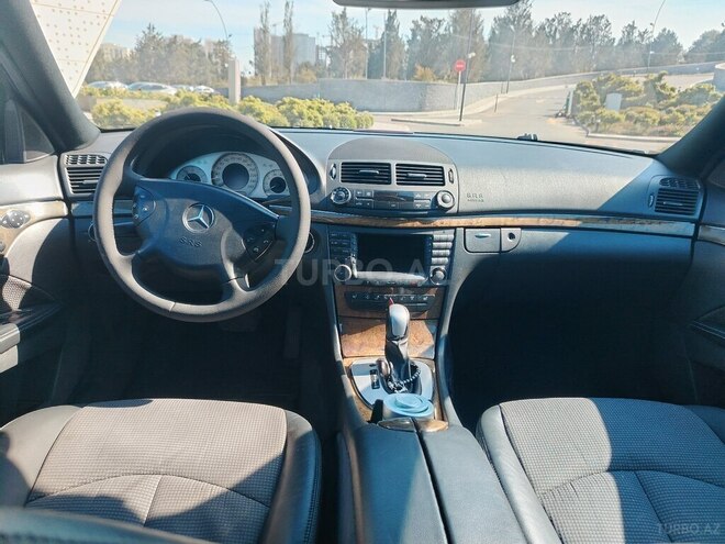 Mercedes E 240-9