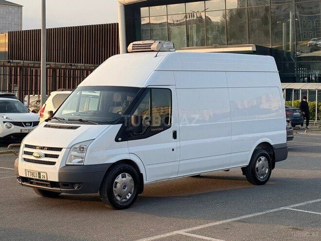 Ford Transit-1