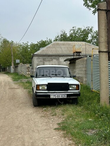 LADA (VAZ) 2107-1