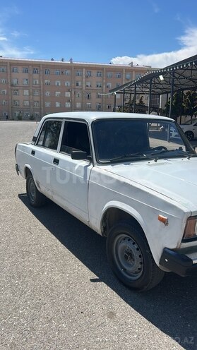 LADA (VAZ) 2107-5