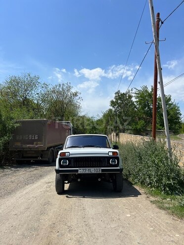 LADA (VAZ) Niva-1