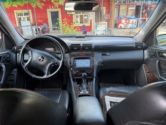 Mercedes C 320-3