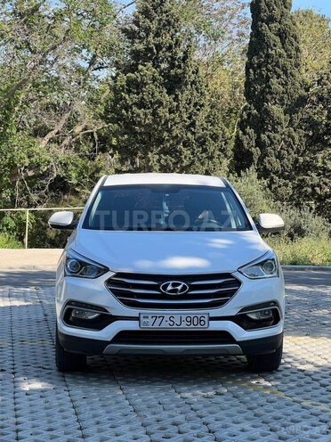 Hyundai Santa Fe-1