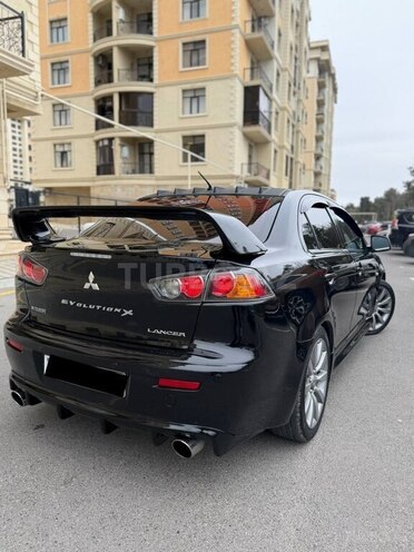 Mitsubishi Lancer-7