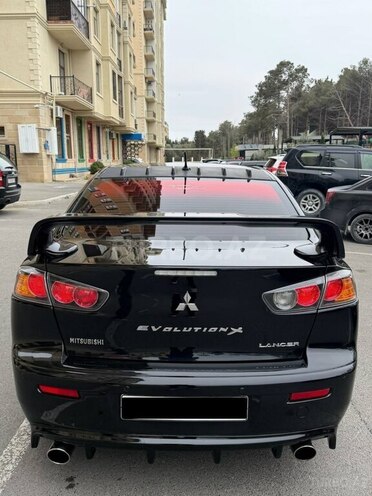 Mitsubishi Lancer-10