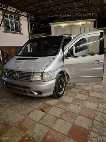 Mercedes Vito 112 CDI-1