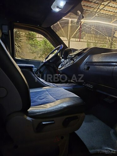 Mercedes Vito 112 CDI-8