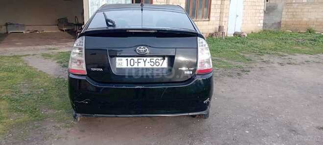Toyota Prius-2