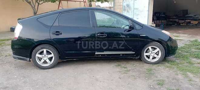 Toyota Prius-4