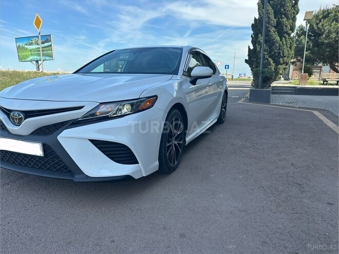 Toyota Camry-9