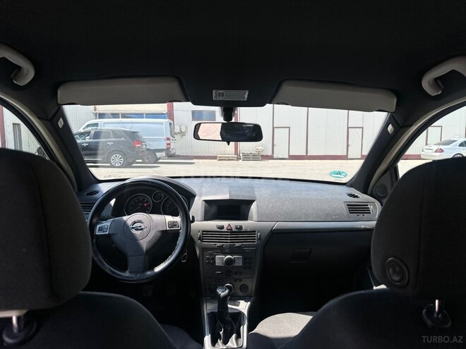 Opel Astra-10