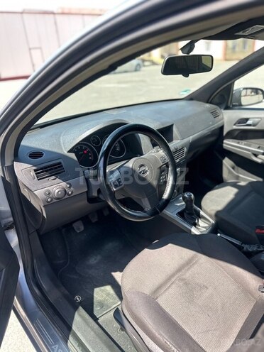 Opel Astra-14