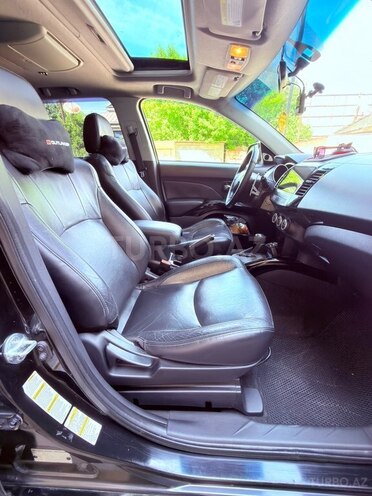 Mitsubishi Outlander-7