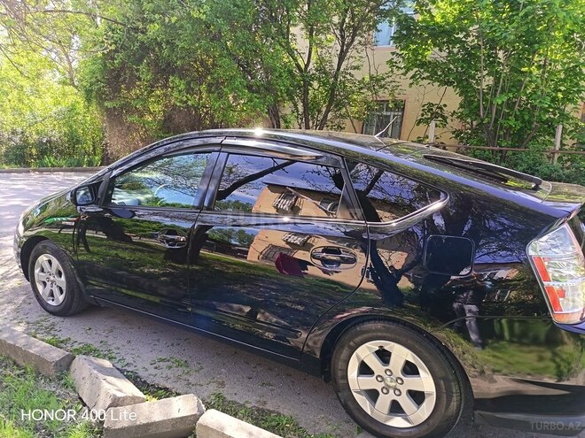 Toyota Prius-6