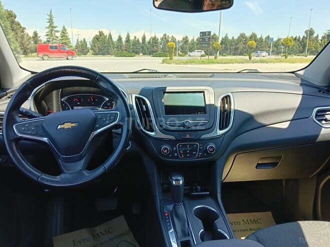 Chevrolet Equinox-4