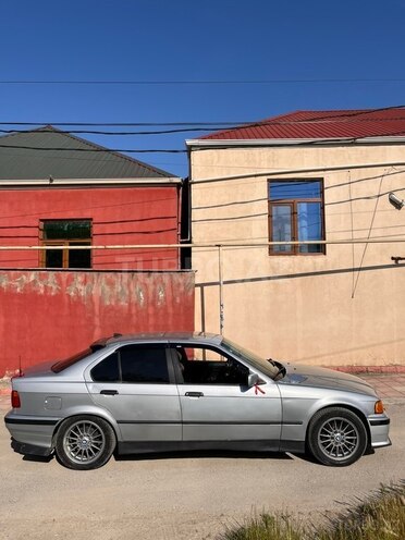 BMW 316-8
