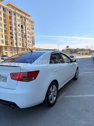 Kia Cerato-5