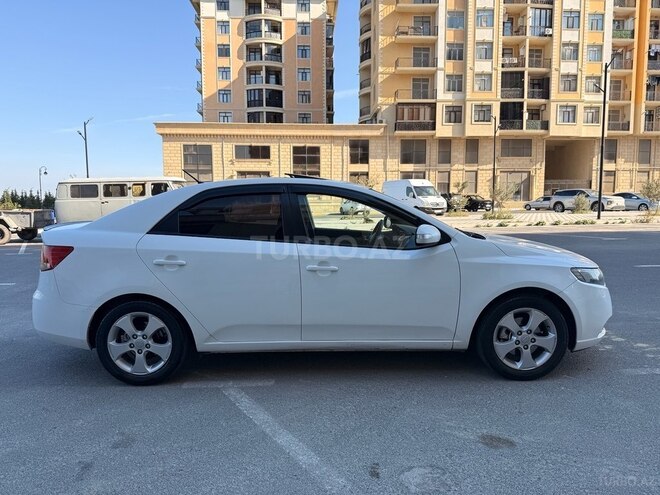 Kia Cerato-10