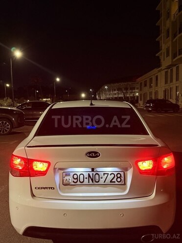 Kia Cerato-4