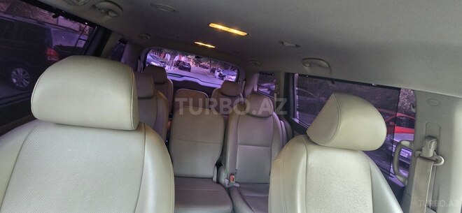 Kia Carnival-6
