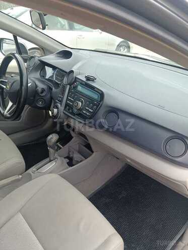Honda Insight-12