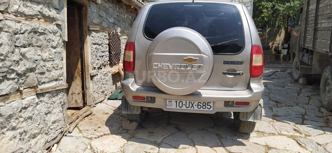 Chevrolet Niva-2