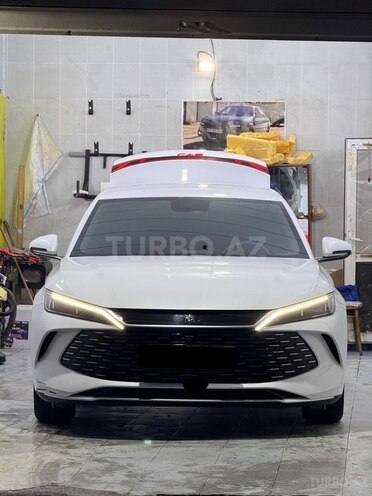 BYD Qin L-1